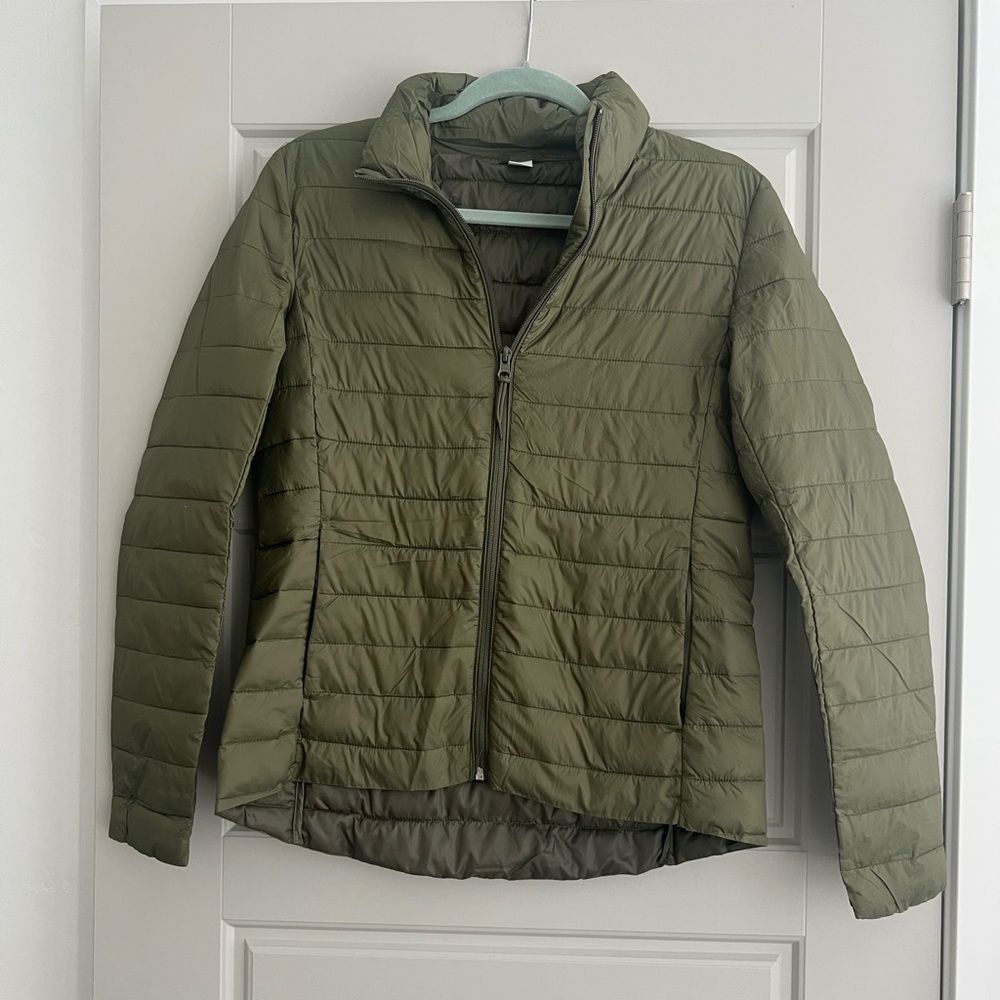 Old Navy Olive Green Women's Puffer Jacket
